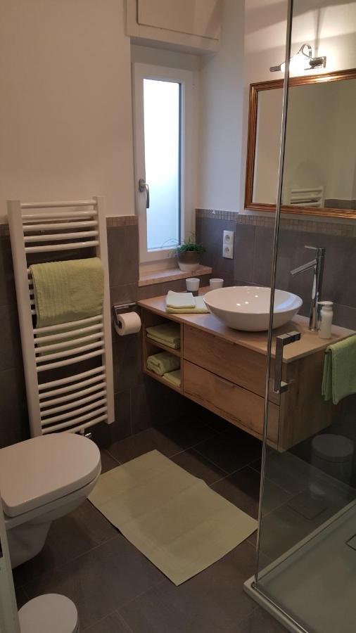 Viadolcevita - Gruene Gaestewohnung Lana Luaran gambar
